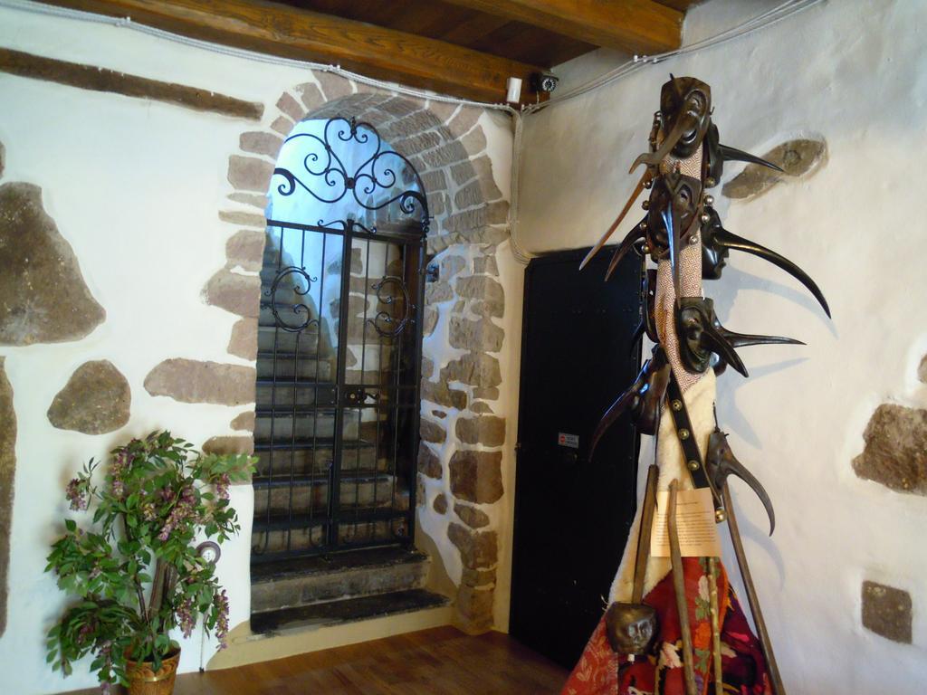 Casa Castori Bed and Breakfast Macomer Exteriör bild