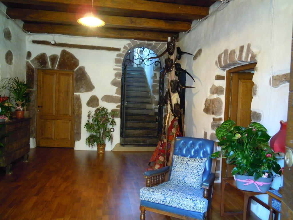 Casa Castori Bed and Breakfast Macomer Exteriör bild